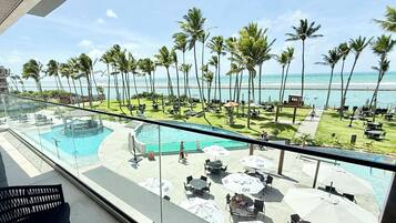 Family Apartment, 2 Bedrooms, Beach View | Lanai