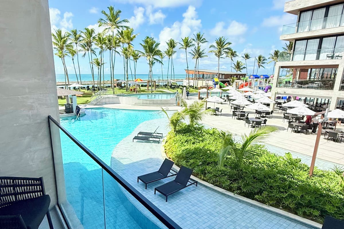 Deluxe Apartment, Partial Sea View | Premium bedding, minibar, individually decorated, individually furnished