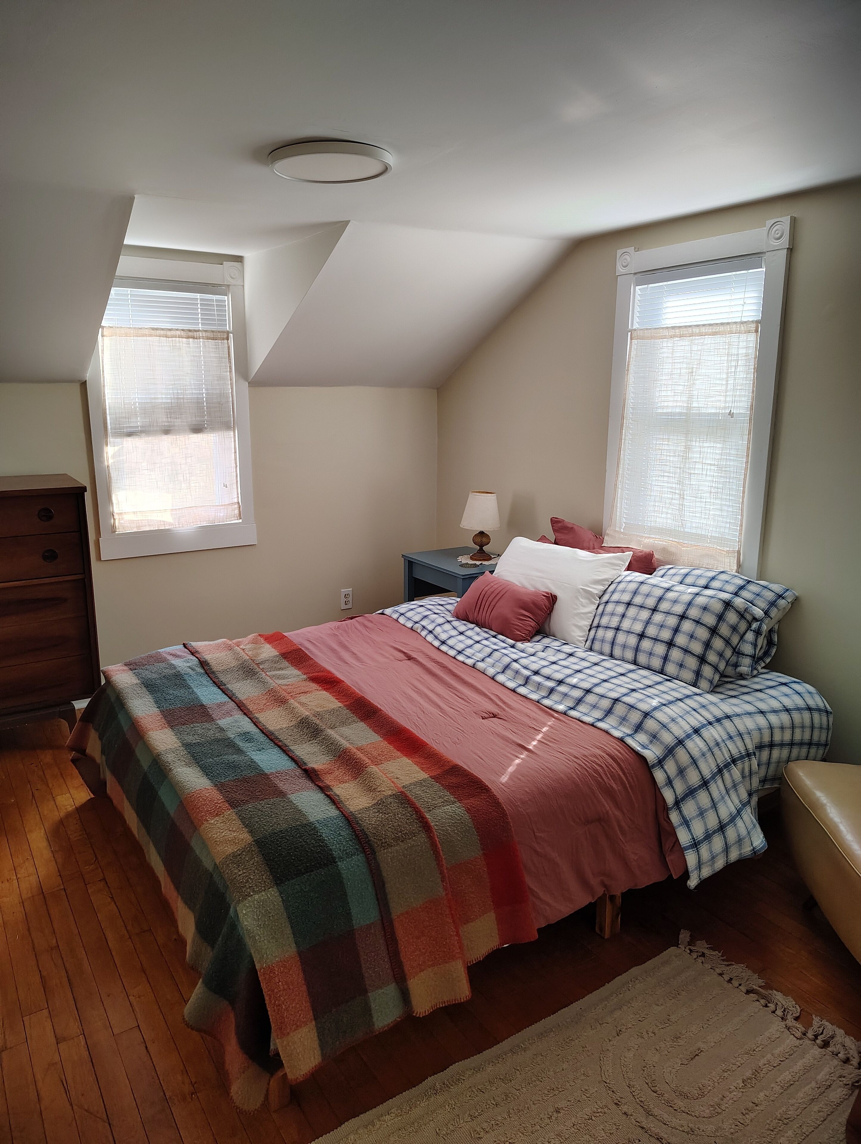 2 間睡房、書桌、熨斗/熨衫板、Wi-Fi