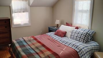 2 間睡房、書桌、熨斗/熨衫板、Wi-Fi