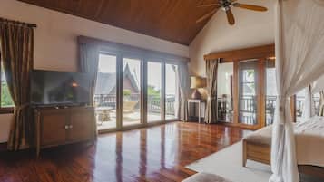 6 quartos, ferros/tábuas de passar roupa, Wi-Fi, roupa de cama