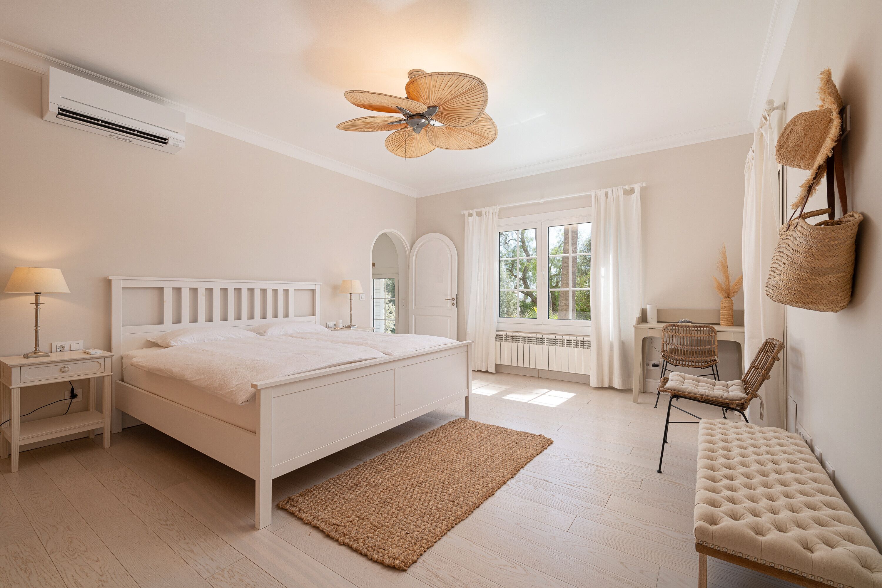 4 habitaciones, tabla de planchar con plancha y wifi gratis 