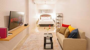 Iron/ironing board, WiFi