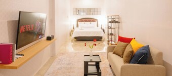 CBD Studio1 Next to Sun Plaza City Center!