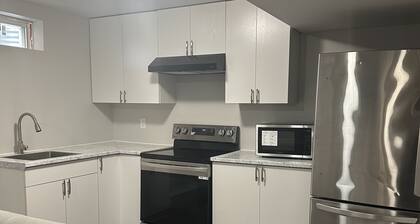 Beautiful 2 bedroom basement apartment with separate entrance