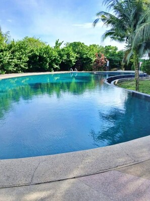 Pool - Apartment Klebang ipoh Near Aeon,Mcd,Free packing-Rent 1 month get dicount 20% (Ipoh)