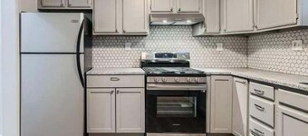 Charming 3-bedroom townhome with AC, WiFi in marvelous Baltimore