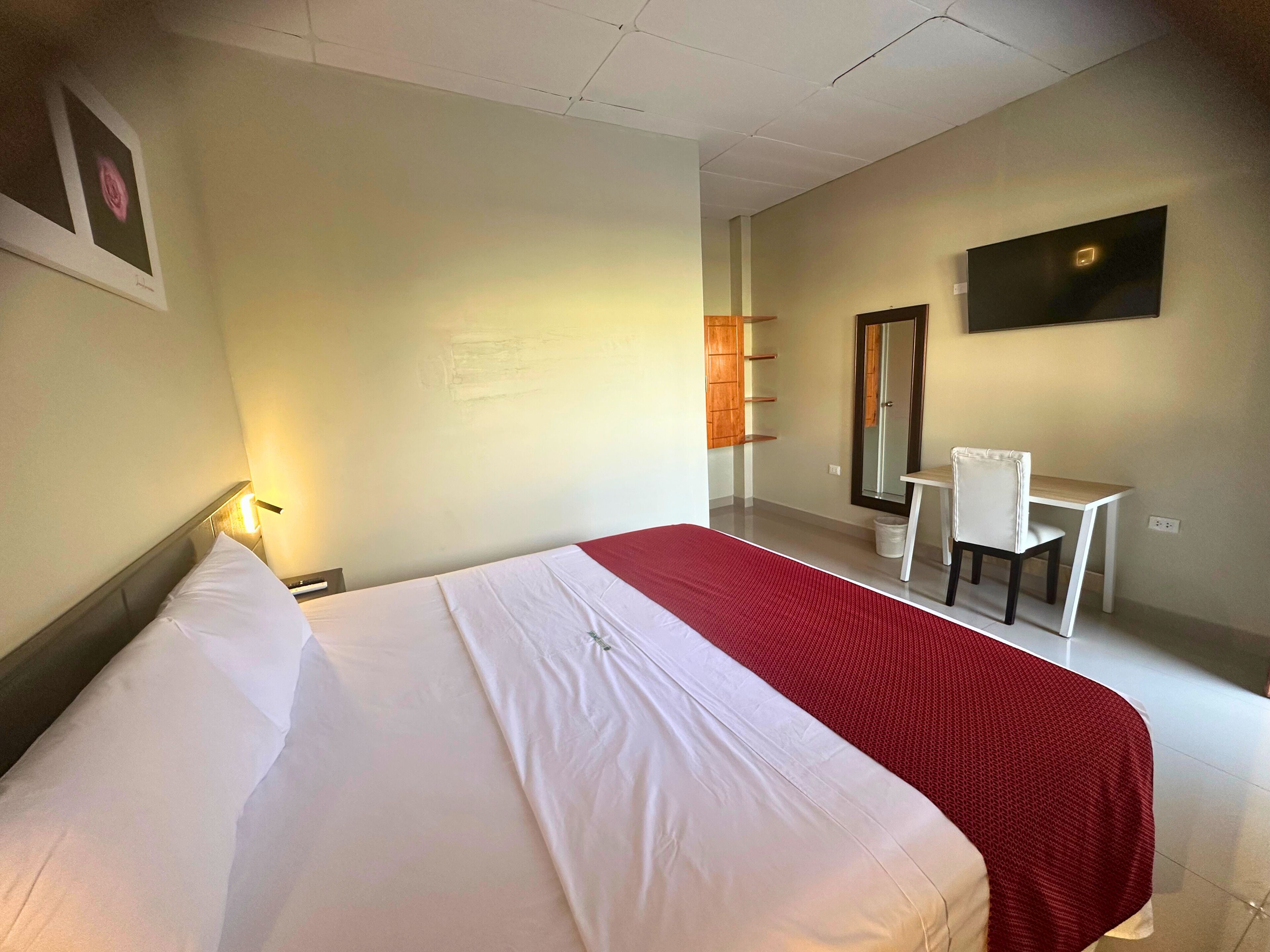 Desk, laptop workspace, free WiFi