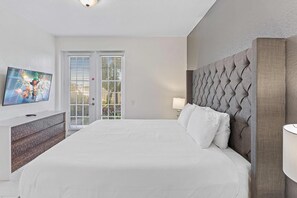 3 Schlafzimmer, Schreibtisch, Bügeleisen/Bügelbrett, kostenloses WLAN