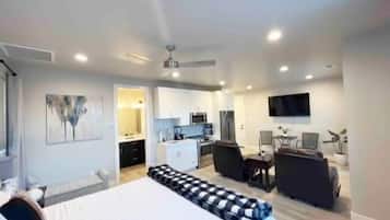 1 bedroom, iron/ironing board, WiFi, bed sheets