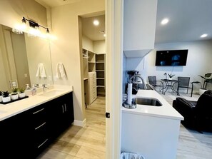 Interior - Comfy Casita close to Sand Hollow (Hurricane)