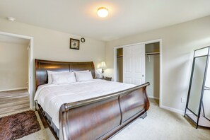 4 soveværelser, skrivebord, Wi-Fi