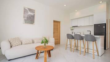 Televisión, oficina