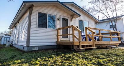 Charming 2-bedroom house in Cascade Lake Park Rochester