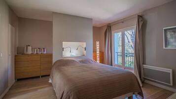 5 bedrooms, free WiFi