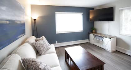 Mustang Maple, Condo,Fairborn, MINUTES to WPAFB & WSU, Fast Wifi