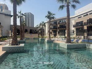 Outdoor pool - Studio in JVC near Circle Mall (Dubai)