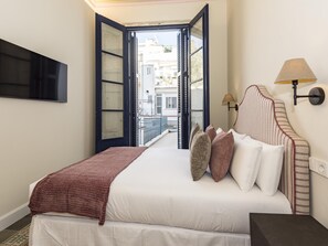 3 chambres, fer et planche à repasser, accès Internet, draps fournis