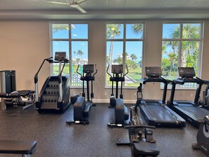 Fitness facility - Charming 2-Bedroom Condo in Hutchinson Island Retreat with AC & Wi-Fi (Fort Pierce)