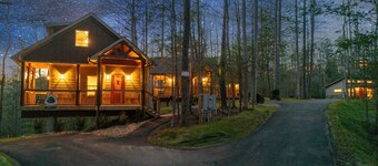 Gatlinburg 24 Min | HotTub + FirePit + Kitchen #14