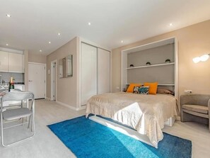 1 bedroom, iron/ironing board, bed sheets