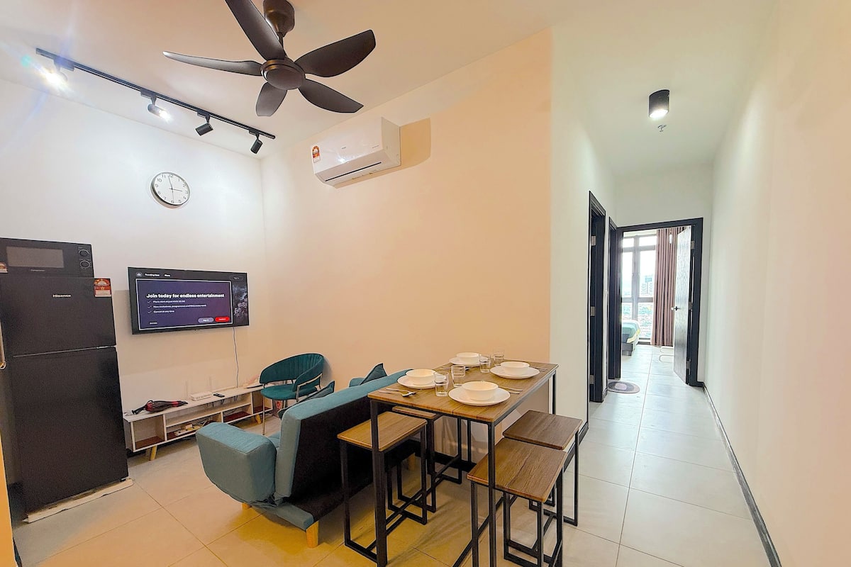 Club Double Room, 2 Bedrooms, Refrigerator & Microwave, City View
