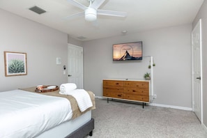 7 habitaciones, tabla de planchar con plancha, wifi y ropa de cama