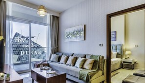 Apartamento superluxo, sacada, vista para o canal | Sala de estar