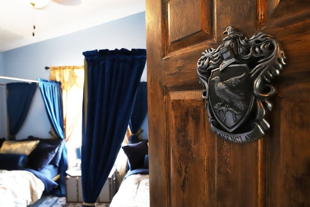 5 habitaciones, tabla de planchar con plancha, cuna de viaje y wifi 