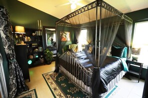 5 bedrooms, iron/ironing board, travel crib, WiFi