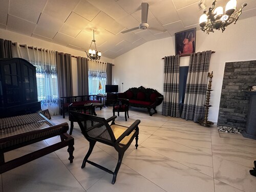 3-bedroom house in beautiful Kalutara with AC, WiFi. Relax and unwind