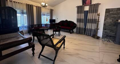 3-bedroom house in beautiful Kalutara with AC, WiFi. Relax and unwind