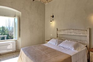 2 habitaciones, cuna de viaje y wifi gratis