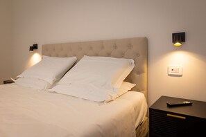 1 bedroom, travel cot, free WiFi