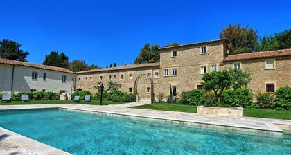 Borgo Ariano 19 – Apartment with pool