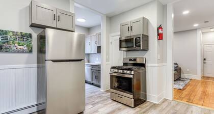 1 Mi to Dtwn: Pet-Friendly Providence Apt w/ Yard