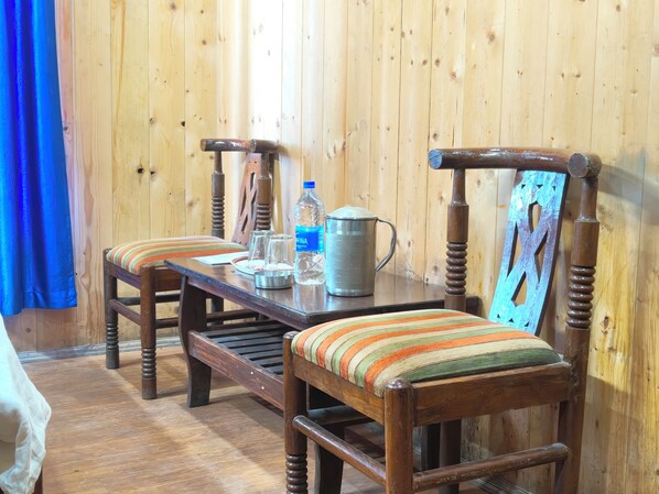 In-room dining - Hotel Chinar Lake View Near Mall Road  (Nainital)