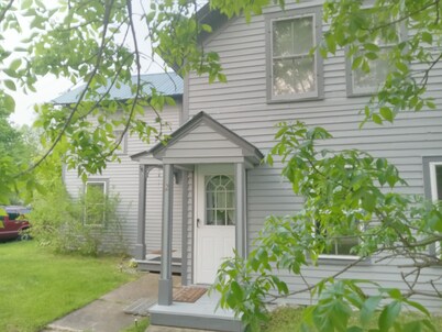 A  clean and cozy centrally located rental,walking distance to all amenities