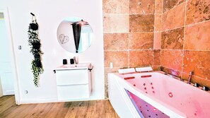 Hair dryer, towels - T1 Nature and Balneotherapy (Gérardmer)