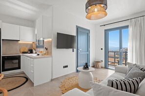 Villa - byudsigt | Privat køkken | Espressomaskine, kaffe-/temaskine