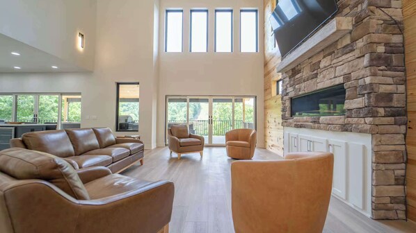 TV, fireplace, offices