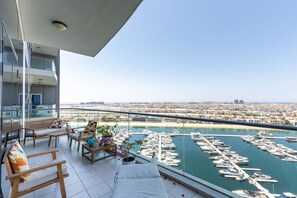 Apartment | 2 bedrooms - Atlantis View Private Beach Access 2BR on Palm (Dubai)