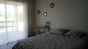 2 soverom, strykejern/-brett, wi-fi og sengetøy