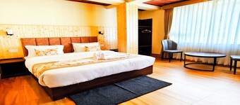 Aurora The Mall Darjeeling