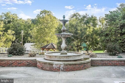 Exclusive House Stay