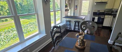 تناول الطعام