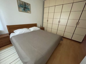 1 bedroom, Internet, wheelchair access