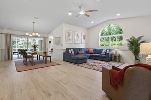 Smart TV, books - Paradise Shores Pool Home | Serene Escape Near Flagler Beach, Golfing & Restaurants | Palm Coast (Palm Coast)