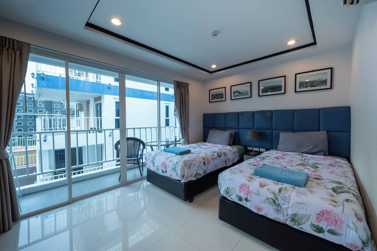 Classic Studio, Balcony, City View | 1 bilik tidur, peti besi dalam bilik, Wi-fi percuma