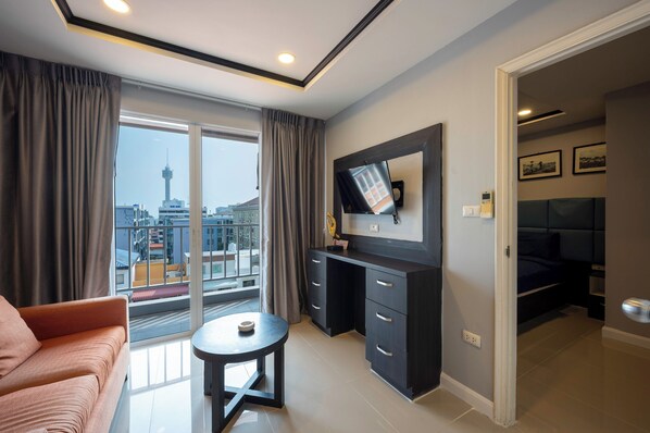 In-room safe, free WiFi